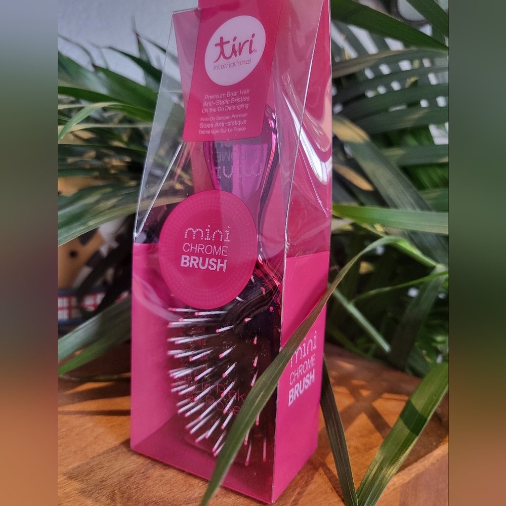 TIRI PRO Mini Chrome Boar Bristle Hair Brush Pink NWT - Picture 6 of 8